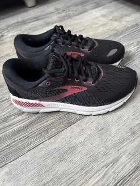 Brooks Women’s Black and Rose Athletic Running Shoes